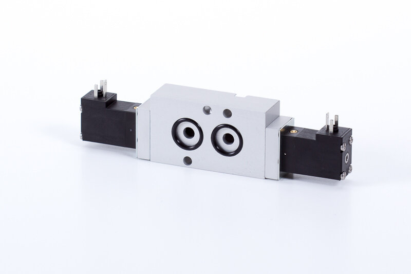 MNK 520 701 - 12 DC